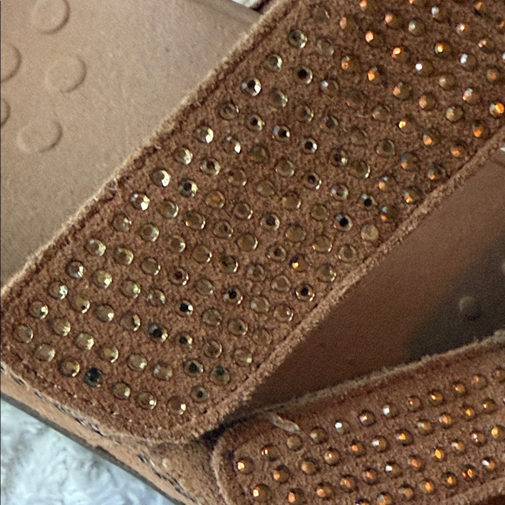 Vionic Tan Sandals With Adjustable Strap. - image 7